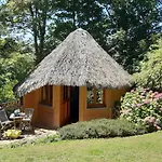La Cabane de Cécile-la Hutte